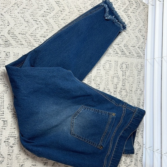 Athena Marie Pull on Skinny Leg framed hem Jeans Sz XXL - Picture 8 of 8